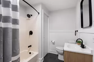 916 Ardmore St SE, Grand Rapids, MI 49507 - Photo 17