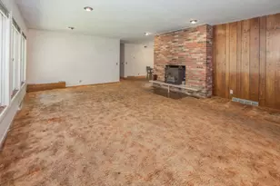 220 26th St, Allegan, MI 49010 - Photo 5