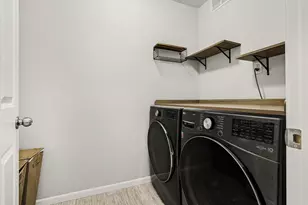 300 Cumberland Ave SE, Lowell, MI 49331 - Photo 31
