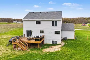 300 Cumberland Ave SE, Lowell, MI 49331 - Photo 39