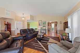 8927 Sussex Ct, Onsted, MI 49265 - Photo 11