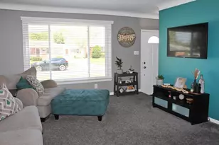 6642 Bison St, Westland, MI 48185 - Photo 11
