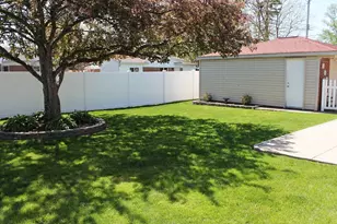 6642 Bison St, Westland, MI 48185 - Photo 7
