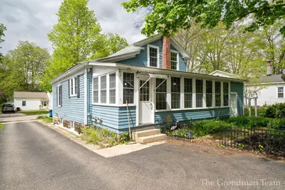 417 Monroe Street, Allegan, MI 49010 - Photo 29