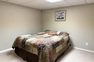 33377 Norfolk St, Livonia, MI 48152 - Photo 31