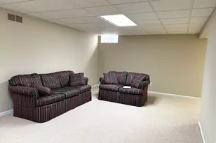 33377 Norfolk St, Livonia, MI 48152 - Photo 29