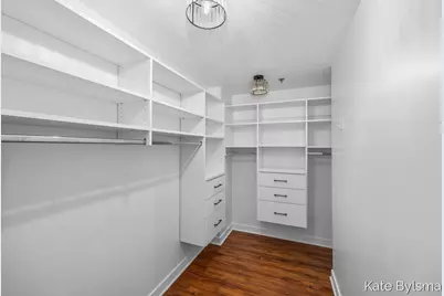 33 Campau Circle NW, Grand Rapids, MI 49503 - Photo 21
