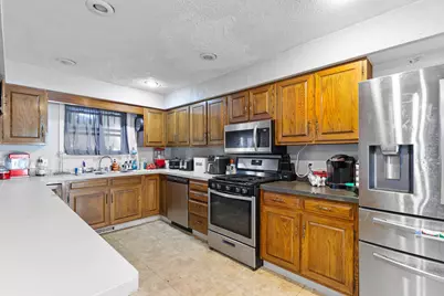 260 Renfrew Avenue, Adrian, MI 49221 - Photo 11