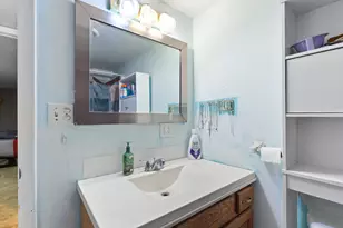 260 Renfrew Ave, Adrian, MI 49221 - Photo 35