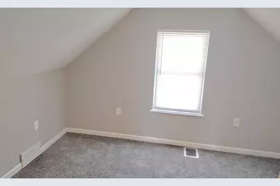 25906 Currier Street, Dearborn Heights, MI 48125 - Photo 15