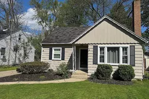 3821 Oakridge Dr, Kalamazoo, MI 49008 - Photo 1