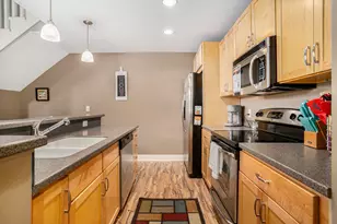 530 Miller Dr, Grand Haven, MI 49417 - Photo 9