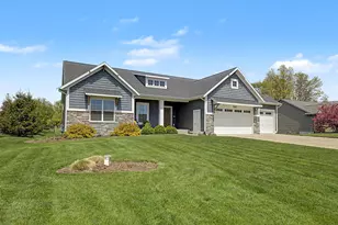 5587 Stanton Woods Dr, Hudsonville, MI 49426 - Photo 3