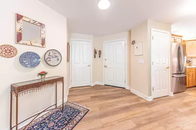 807 Asa Gray Drive #302, Ann Arbor, MI 48105 - Photo 5