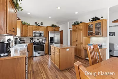 10302 Winterwood Drive, Zeeland, MI 49464 - Photo 11