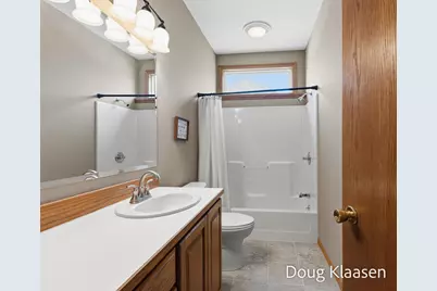 10302 Winterwood Drive, Zeeland, MI 49464 - Photo 23