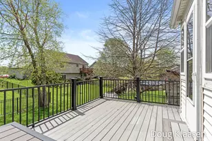 10302 Winterwood Dr, Zeeland, MI 49464 - Photo 25