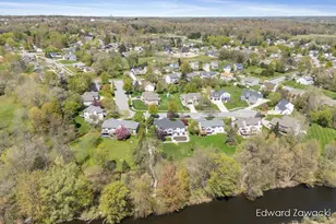 397 Rogue River View Dr, Rockford, MI 49341 - Photo 51