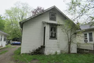 124 Sharon Ave, Battle Creek, MI 49017 - Photo 3