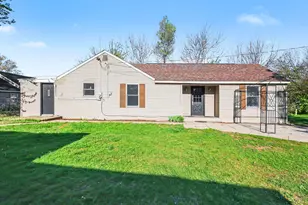 353 Vista Terrace, Muskegon, MI 49442 - Photo 1