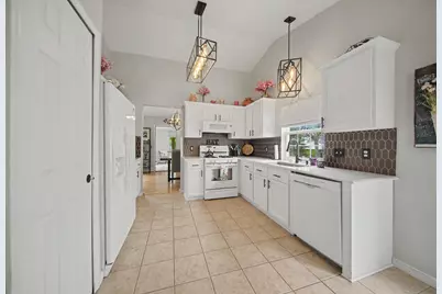 2880 Silver Spring Drive, Ann Arbor, MI 48103 - Photo 11