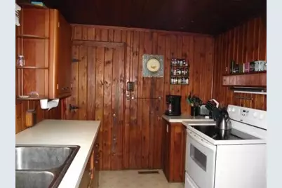 6105 N Grace Avenue, Ludington, MI 49431 - Photo 21