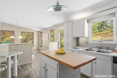 7135 Lakeshore Avenue, West Olive, MI 49460 - Photo 31