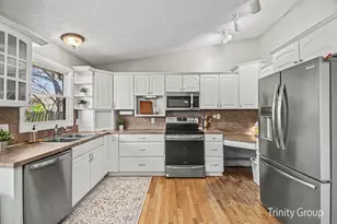 1281 Quincy St SW, Grandville, MI 49418 - Photo 7