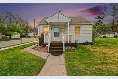 466 W Maxlow Avenue, Hazel Park, MI 48030 - Photo 1