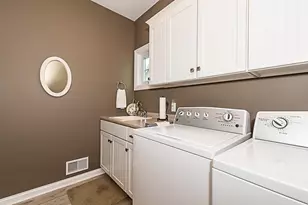 2623 W Port Dr, Kalamazoo, MI 49009 - Photo 25