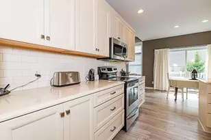 2623 W Port Dr, Kalamazoo, MI 49009 - Photo 9