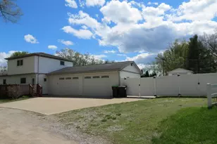 8672 Creston, Pinckney, MI 48169 - Photo 45