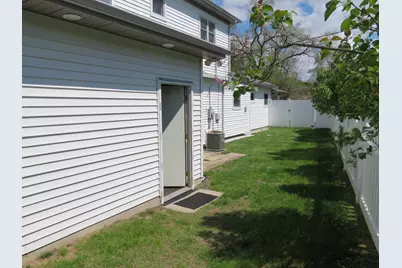 8672 Creston, Pinckney, MI 48169 - Photo 35