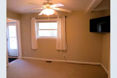 8672 Creston, Pinckney, MI 48169 - Photo 5