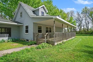 24935 Sandy Beach Dr, Edwardsburg, MI 49112 - Photo 5