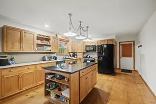 921 Black River Rd, Bangor, MI 49013 - Photo 5