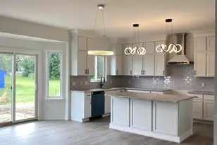 733 Britt Circle Dr, Dundee, MI 48131 - Photo 3