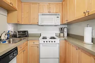 555 E William St, Ann Arbor, MI 48104 - Photo 11