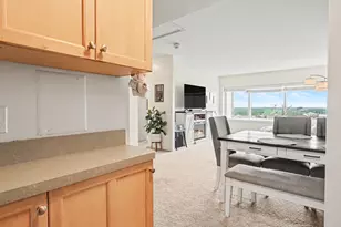 555 E William St, Ann Arbor, MI 48104 - Photo 9