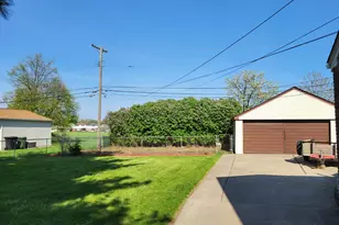 8969 Ruth Ave, Allen Park, MI 48101 - Photo 21