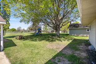 155 Elizabeth Dr, Owosso, MI 48867 - Photo 19