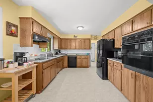 3014 W Bluffwood Terrace, Saint Joseph, MI 49085 - Photo 17
