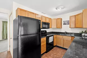 1926 Prosperity Dr, Portage, MI 49002 - Photo 5