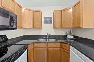 1926 Prosperity Dr, Portage, MI 49002 - Photo 7