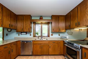 2876 Kim St, Saint Joseph, MI 49085 - Photo 11