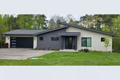 3719 Bradford Street NE, Grand Rapids, MI 49525 - Photo 7