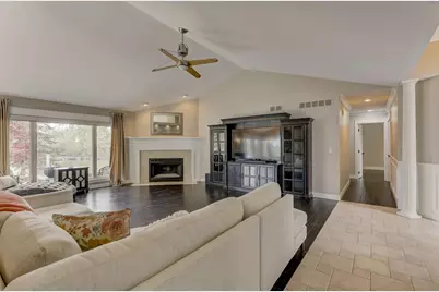 48311 American Elm Drive, Macomb, MI 48044 - Photo 9