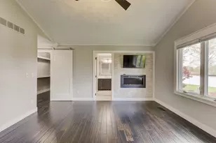 48311 American Elm Dr, Macomb, MI 48044 - Photo 39
