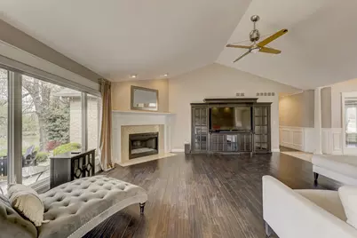 48311 American Elm Drive, Macomb, MI 48044 - Photo 11
