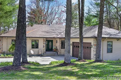 9160 Mill Pond Trail, Whitehall, MI 49461 - Photo 15